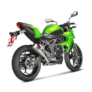 Akrapovic Kawasaki Ninja 125 / Z 125 Terminale Di Scarico Slip-On Line Titanio Moto